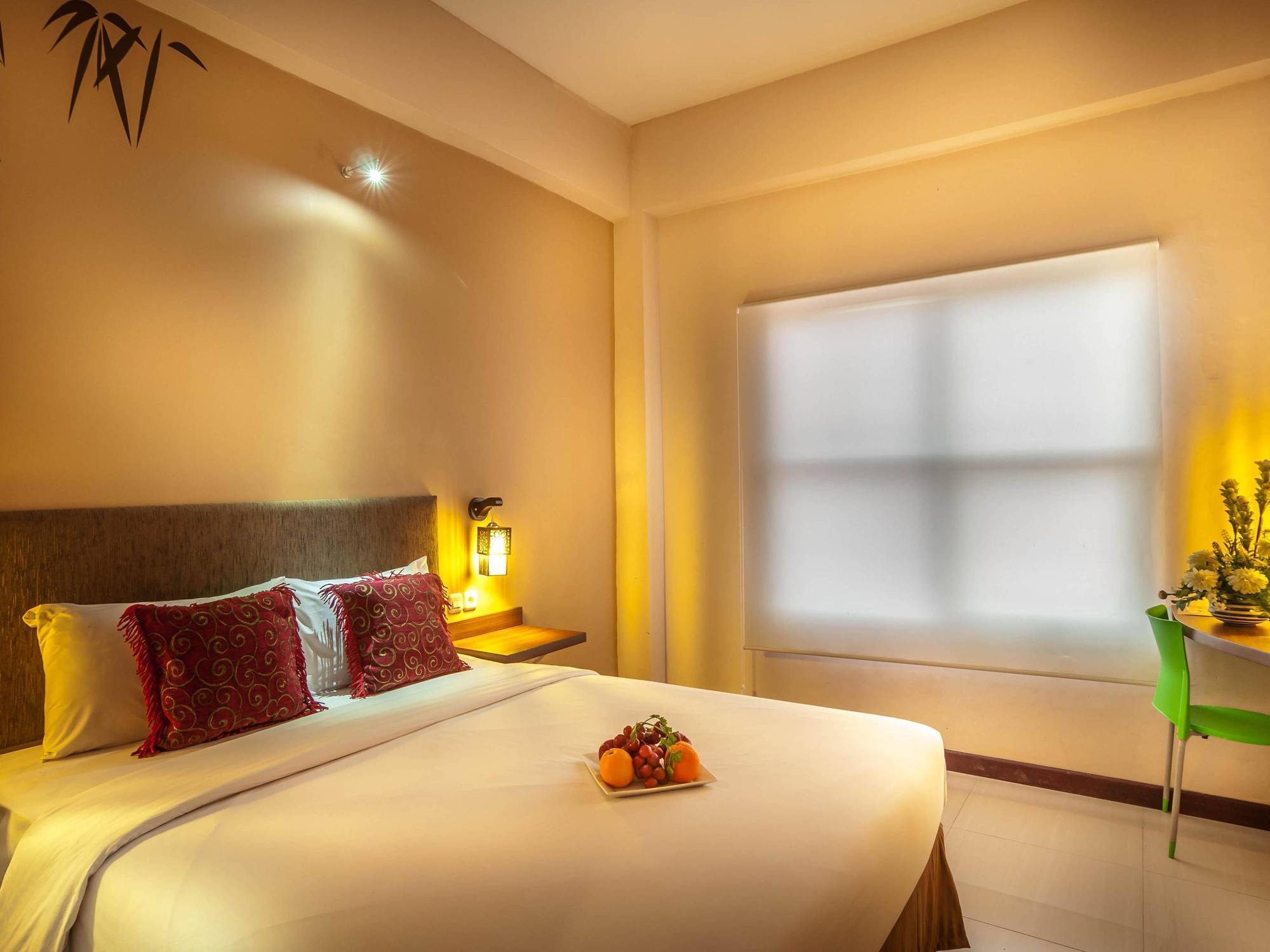 Tree Hotel Makassar Bagian luar foto